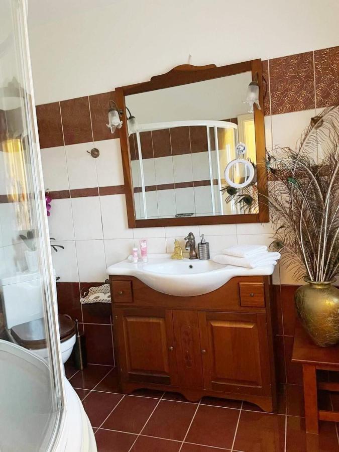 Villa Anasandra - 3 Bedroom Villa Kompitsion Екстер'єр фото